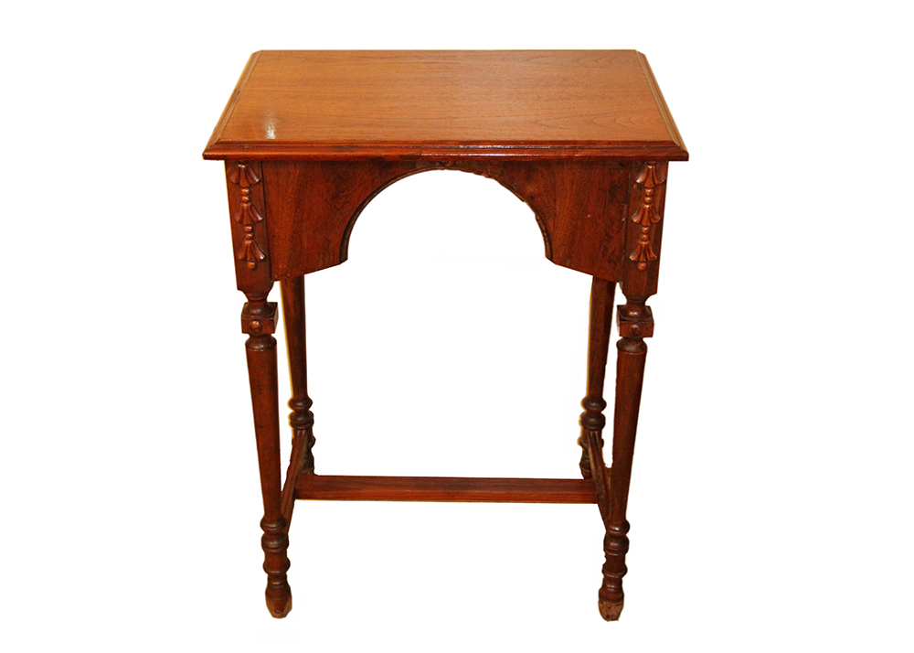 Vintage Oak End Table EBTH