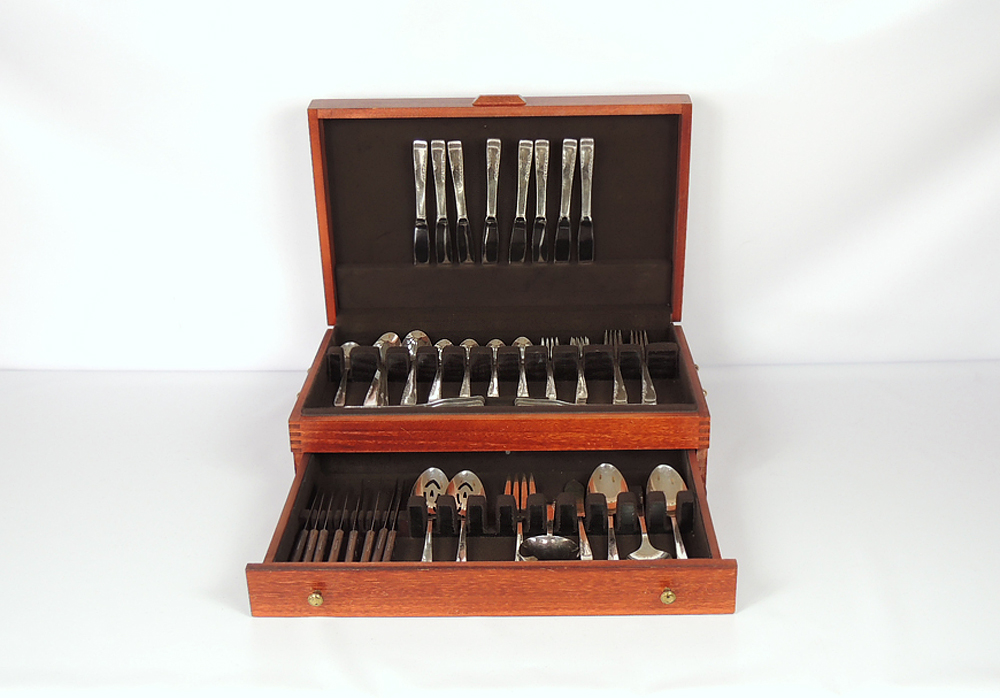 Oneida Proposal 1950s Silverware Set EBTH