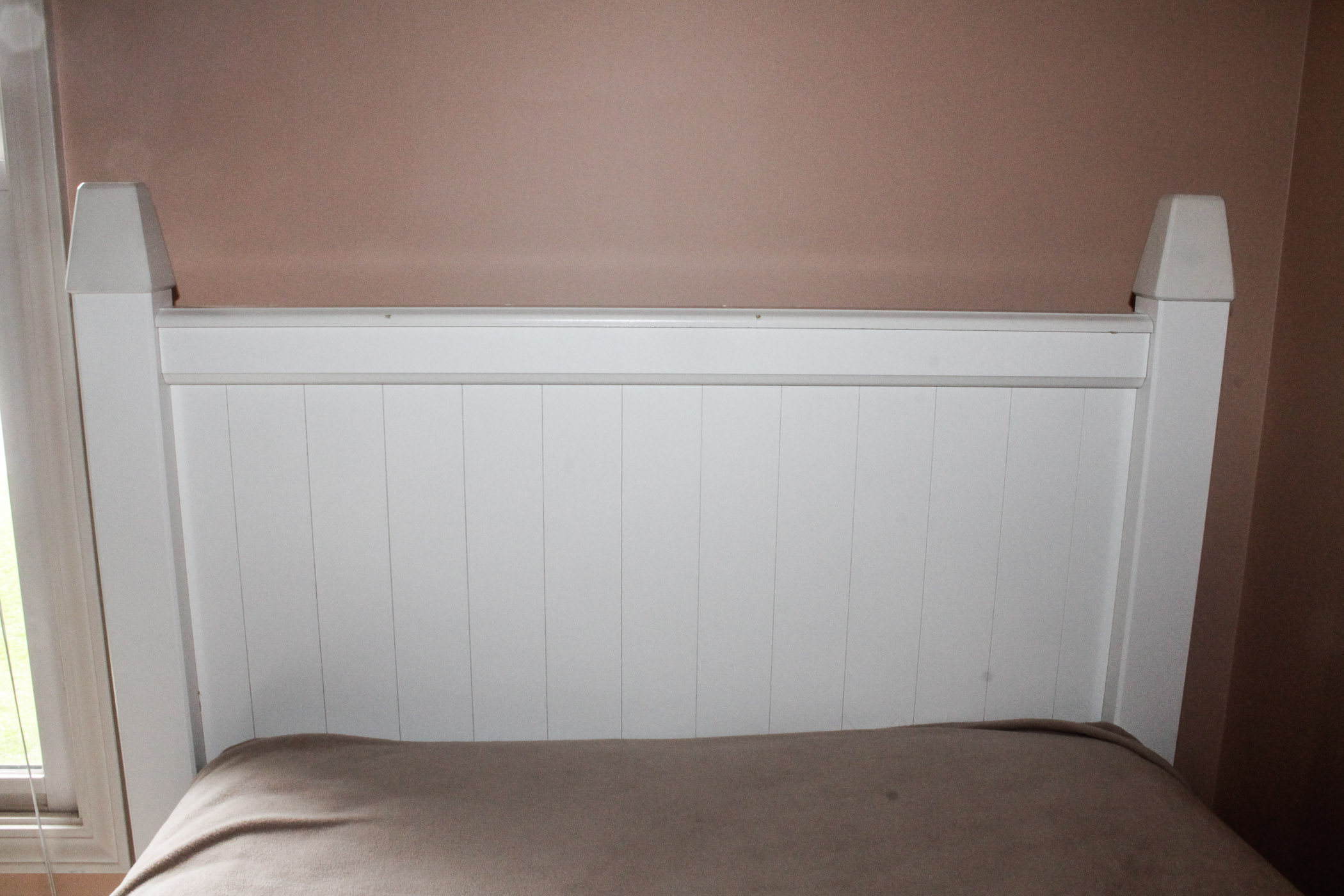 White Twin Headboard and Frame EBTH