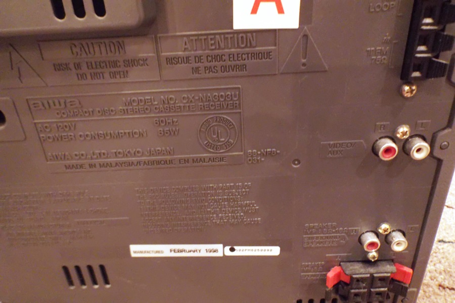 Aiwa Compact Disc Stereo System Model CXNA303U EBTH