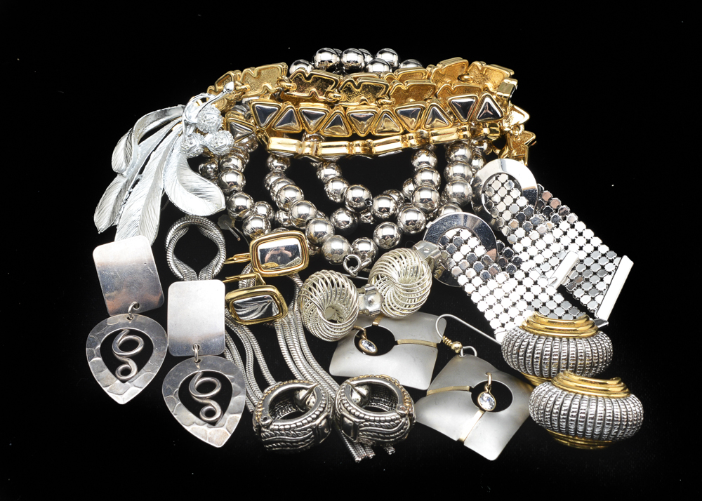 Group of Costume Jewelry EBTH