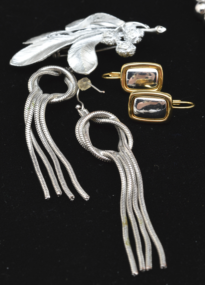 Group of Costume Jewelry EBTH