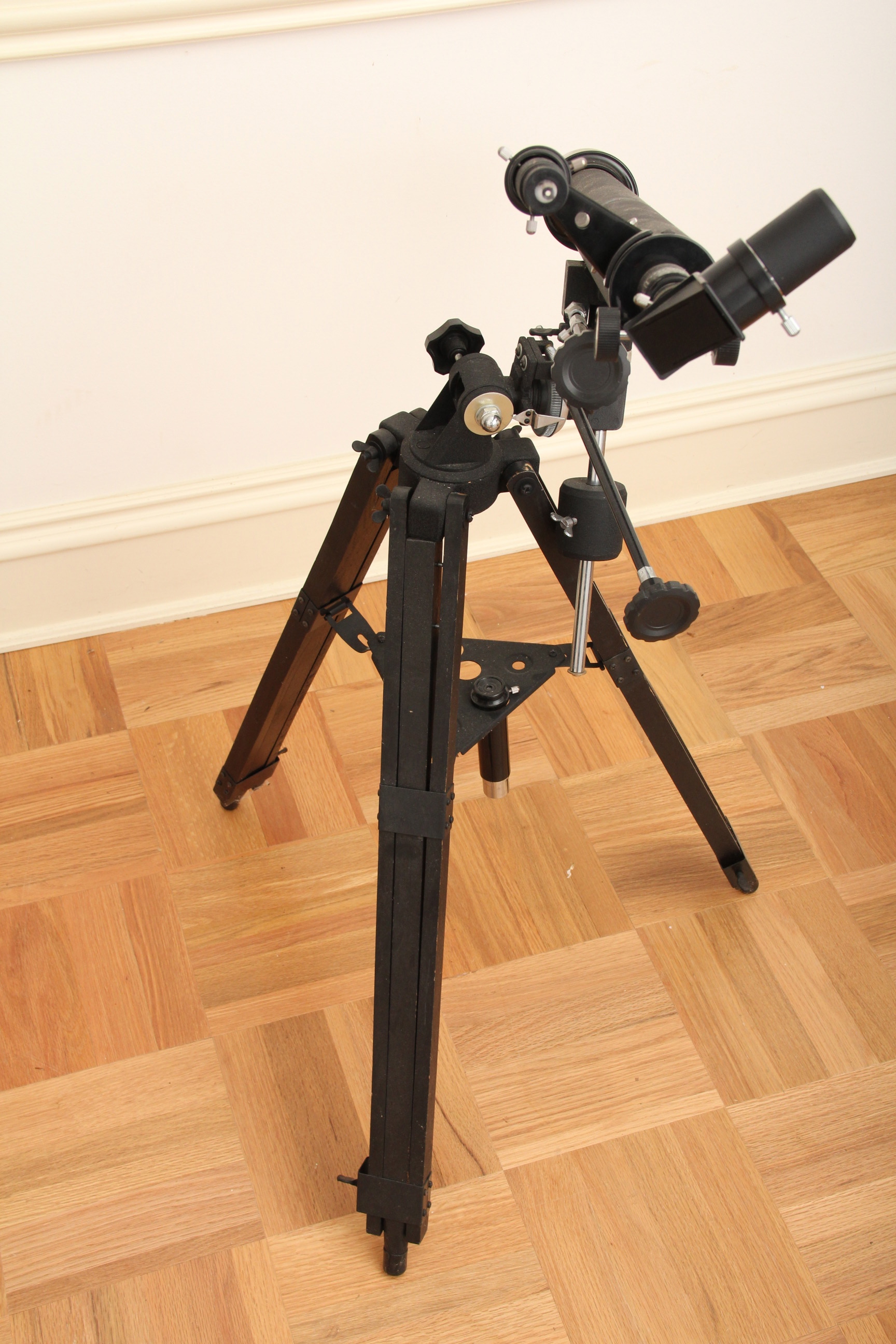 Celestron Telescope with Stand EBTH