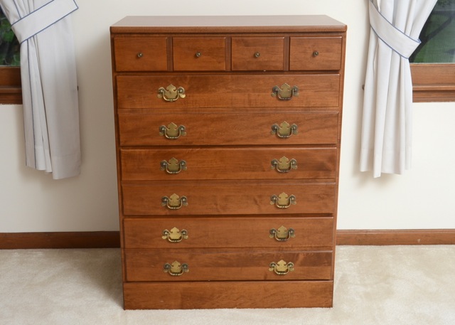 Ethan Allen Chest of Drawers EBTH