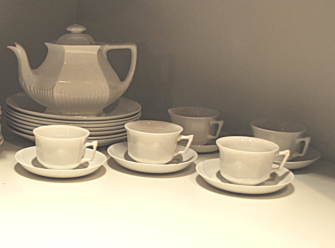 White English Ironstone Kitchenware & Serving Pieces EBTH