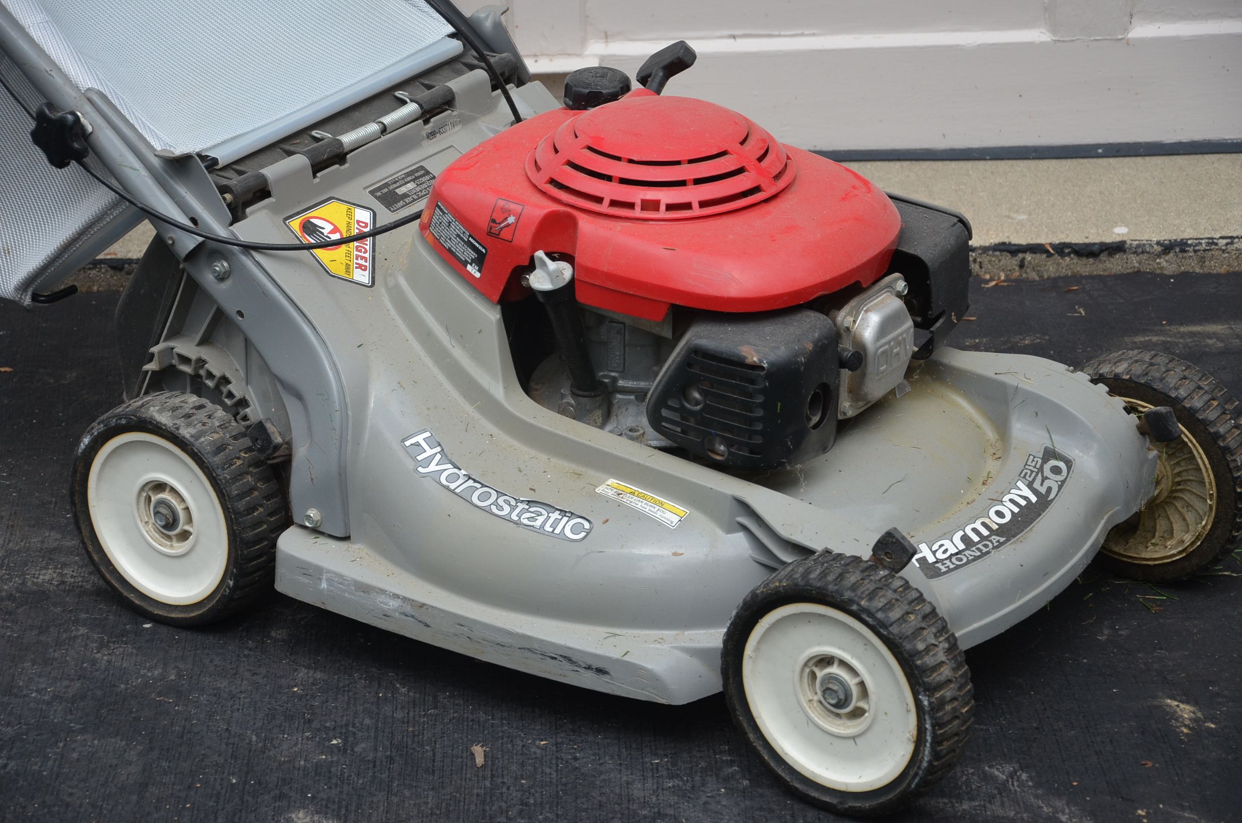 Honda HRM215 SelfPropelled Lawn Mower EBTH