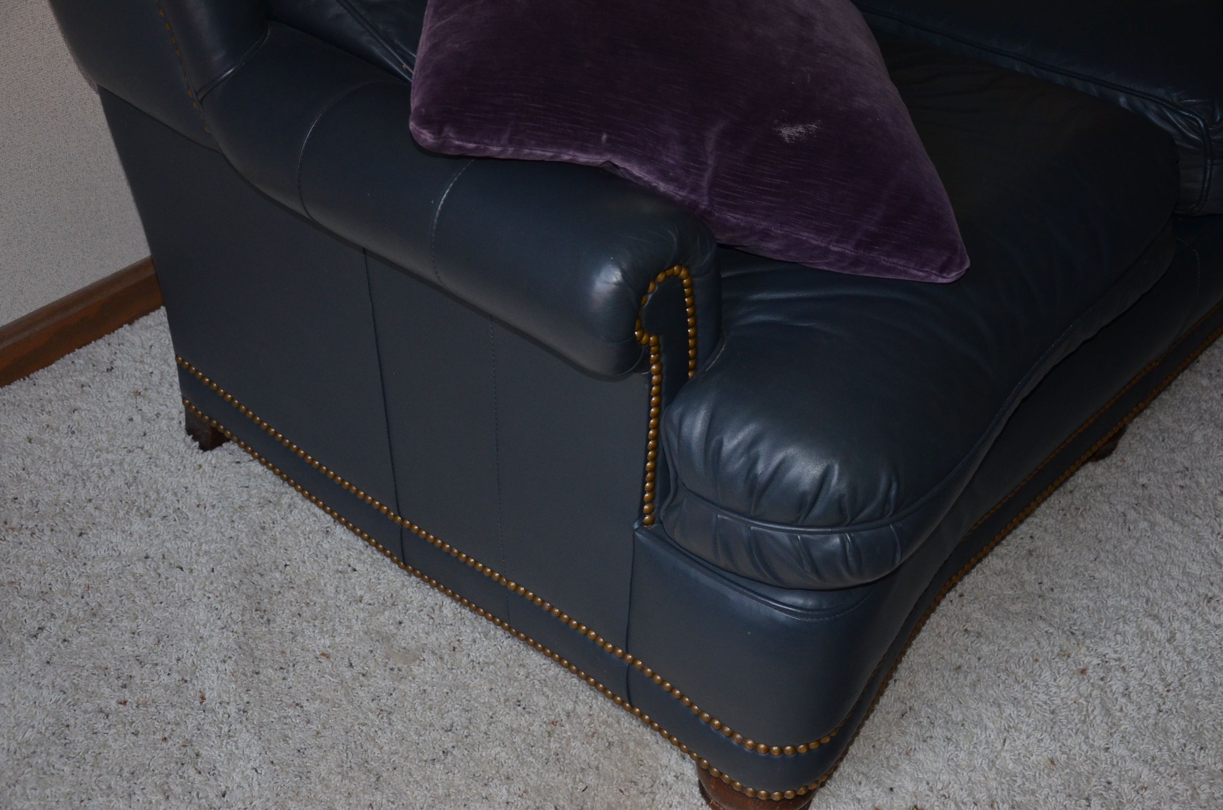 Hancock and Moore Leather Sofa EBTH