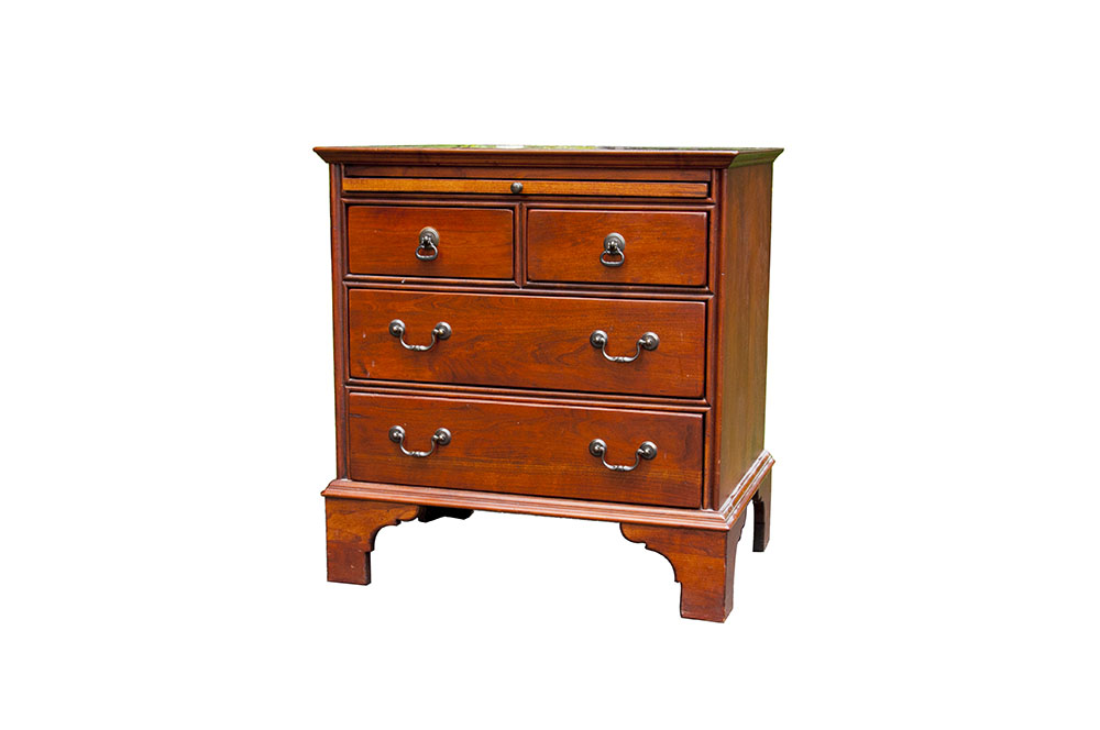 Lexington Furniture Bachelor's Chest EBTH
