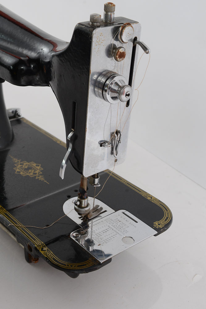 Vintage Improved Eldredge Rotary Sewing Machine EBTH