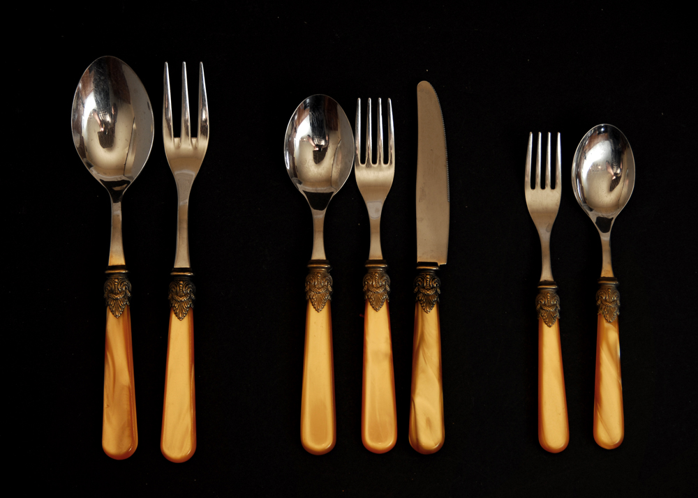 Eme Inox Italian Flatware EBTH