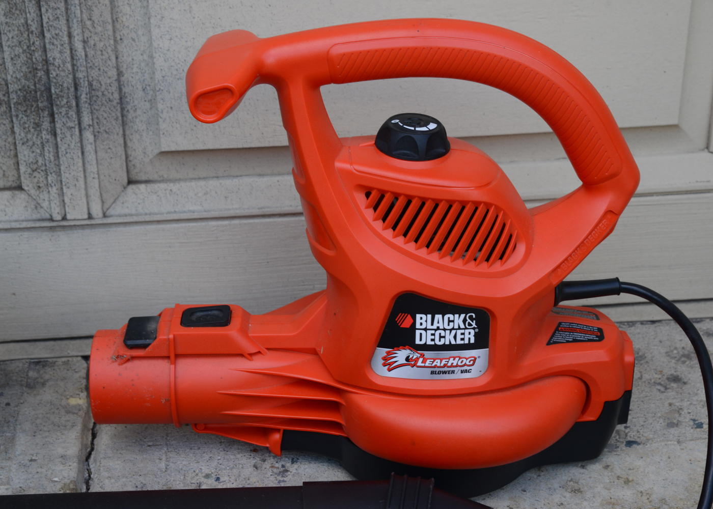 Black & Decker LeafHog Leaf Blower, Vacuum, and Mulcher EBTH