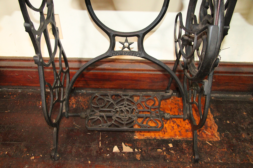 Antique Domestic Treadle Sewing Machine EBTH