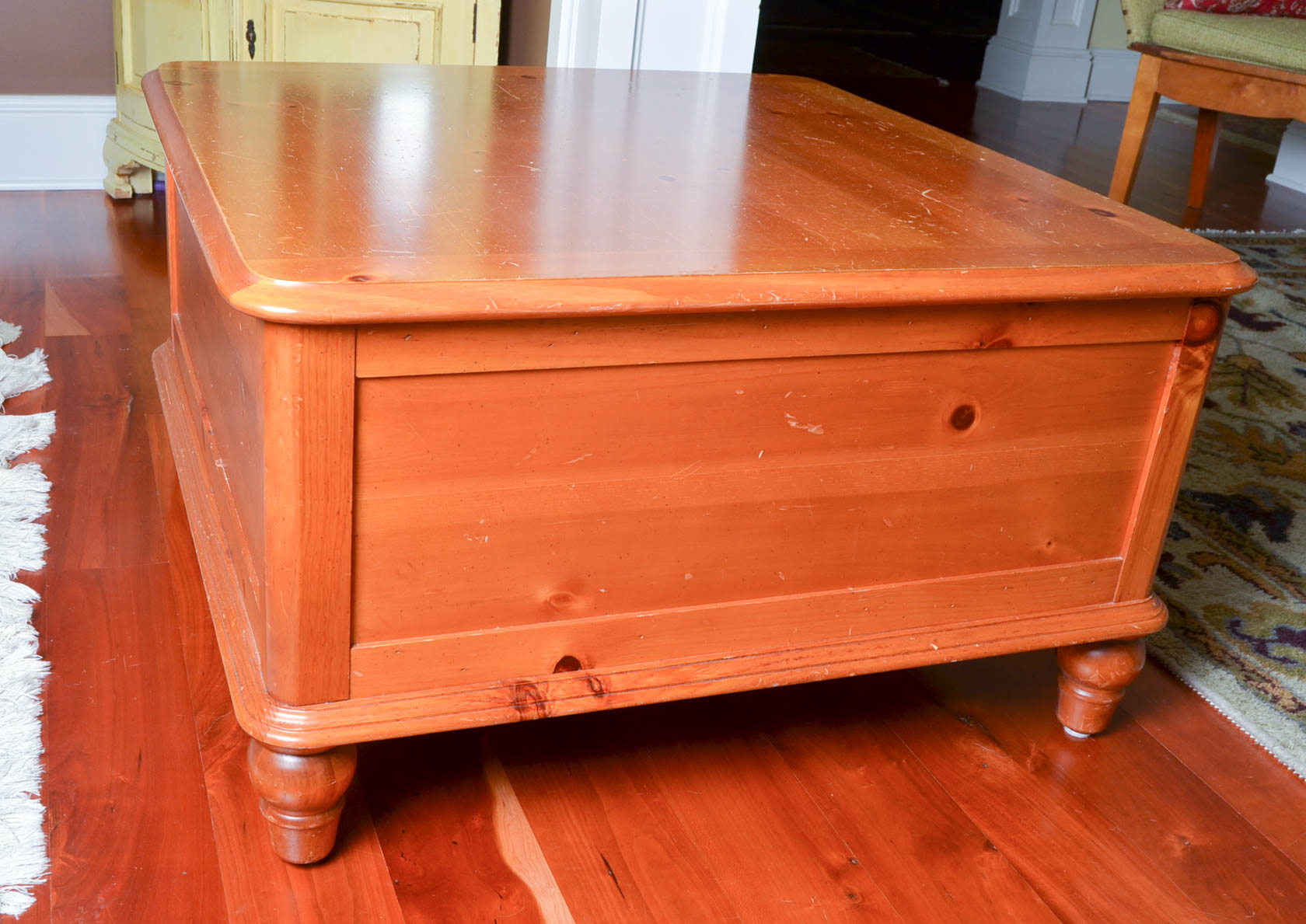 Broyhill Wood Coffee Table EBTH