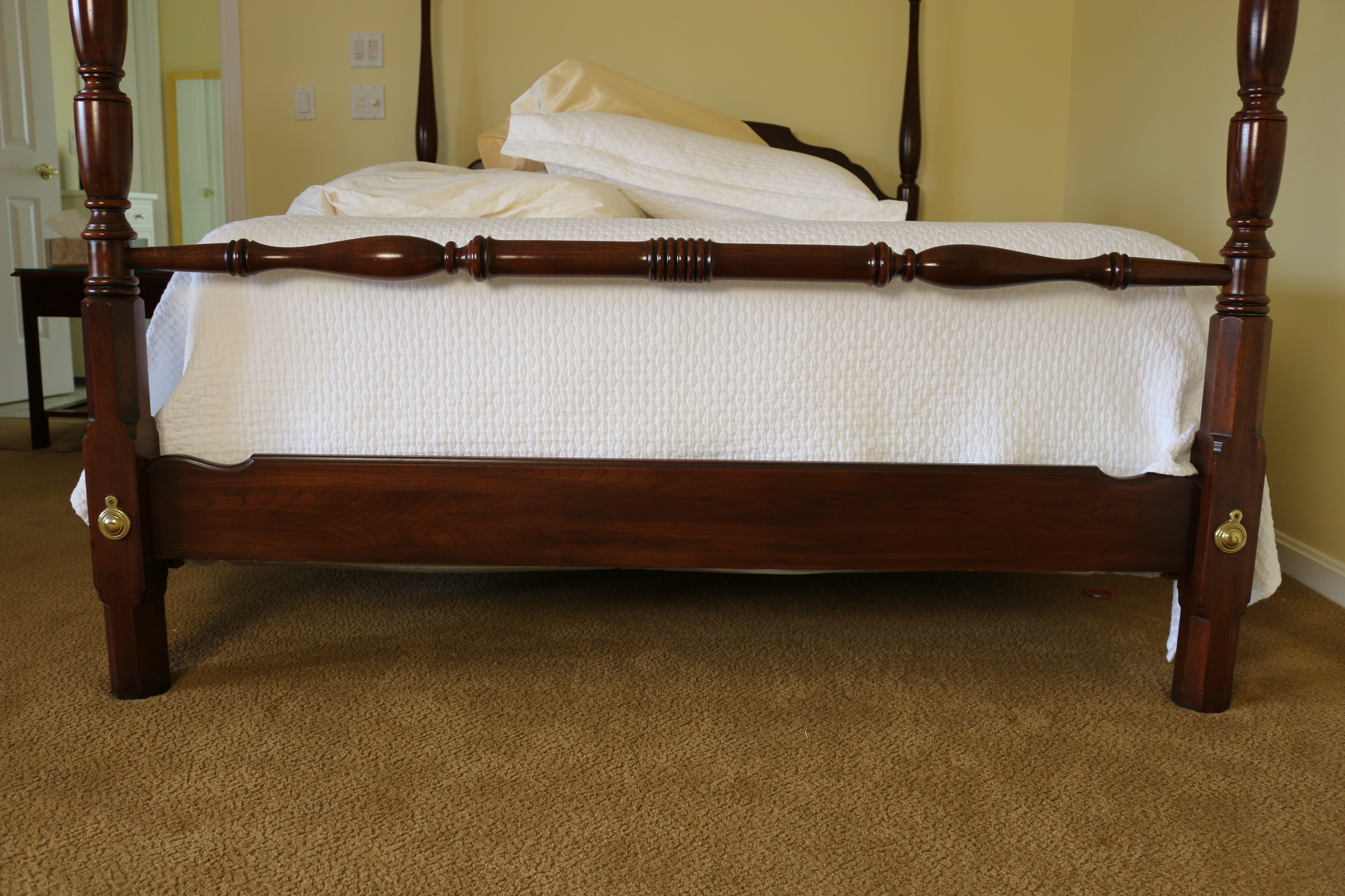 Hitchcock Cherry Queen Four Poster Bed and Mattress EBTH