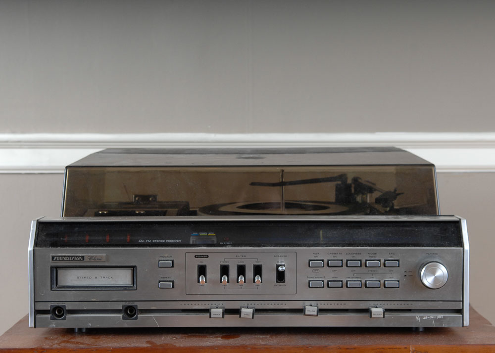 soundesign tapedeck and recordplayer