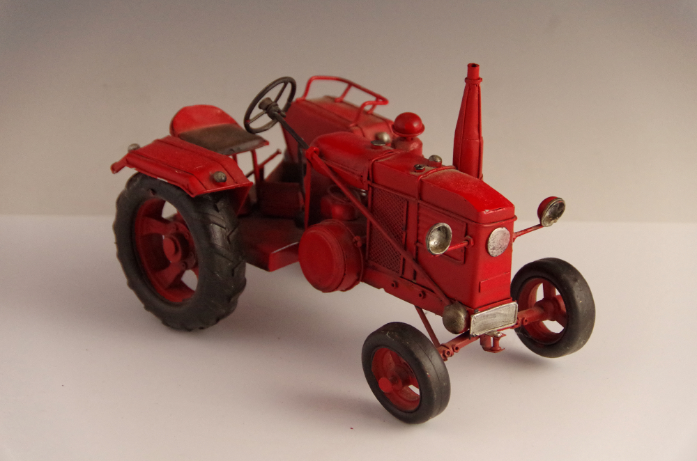 antique metal toy tractors