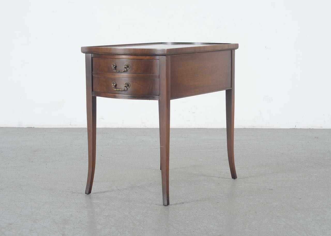 Imperial Mahogany End Table EBTH