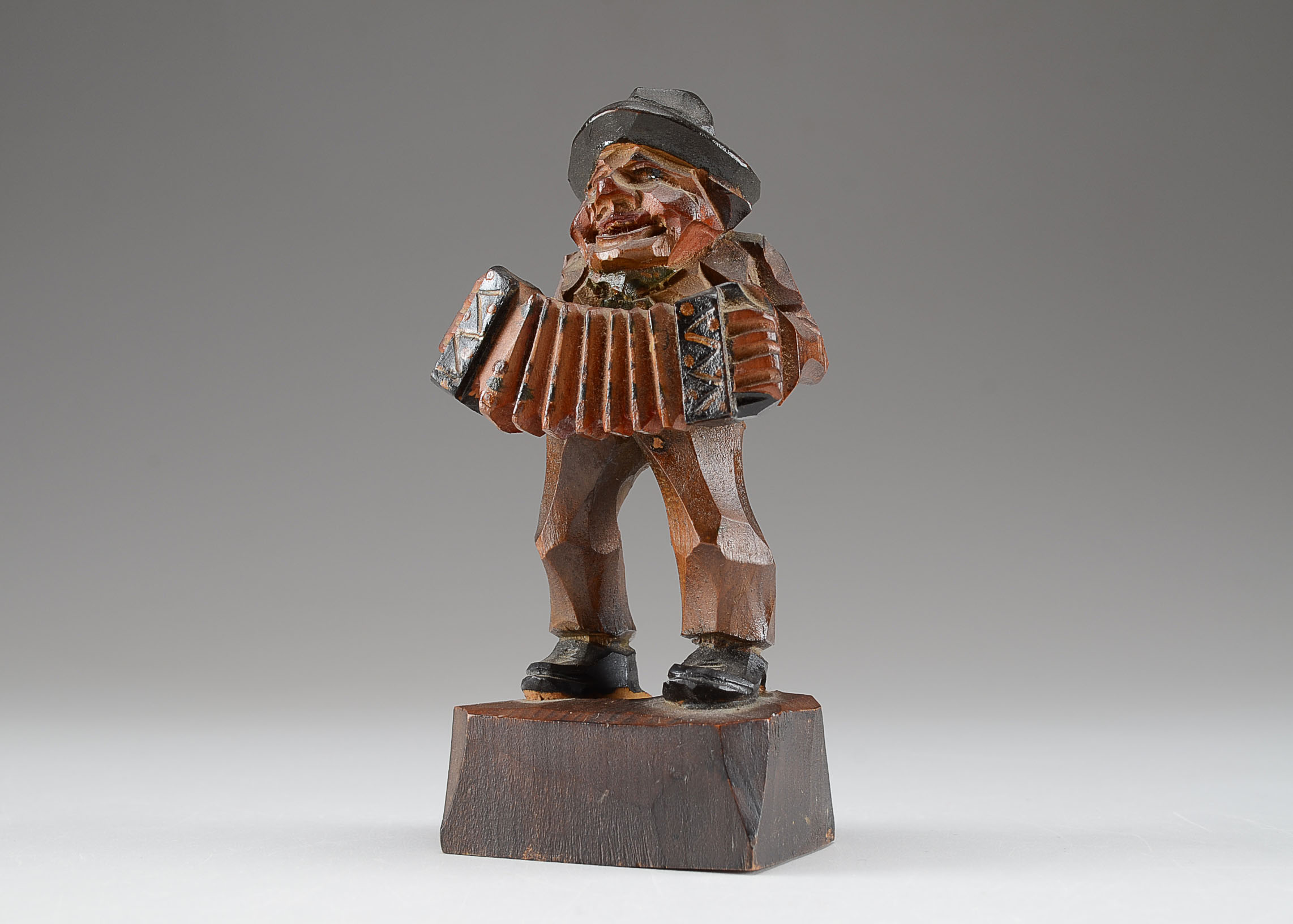 Vintage Carved Wood Accordion Player Figurine EBTH