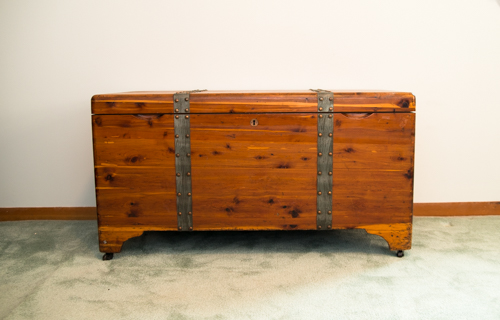Vintage Cedar Chest Ebth