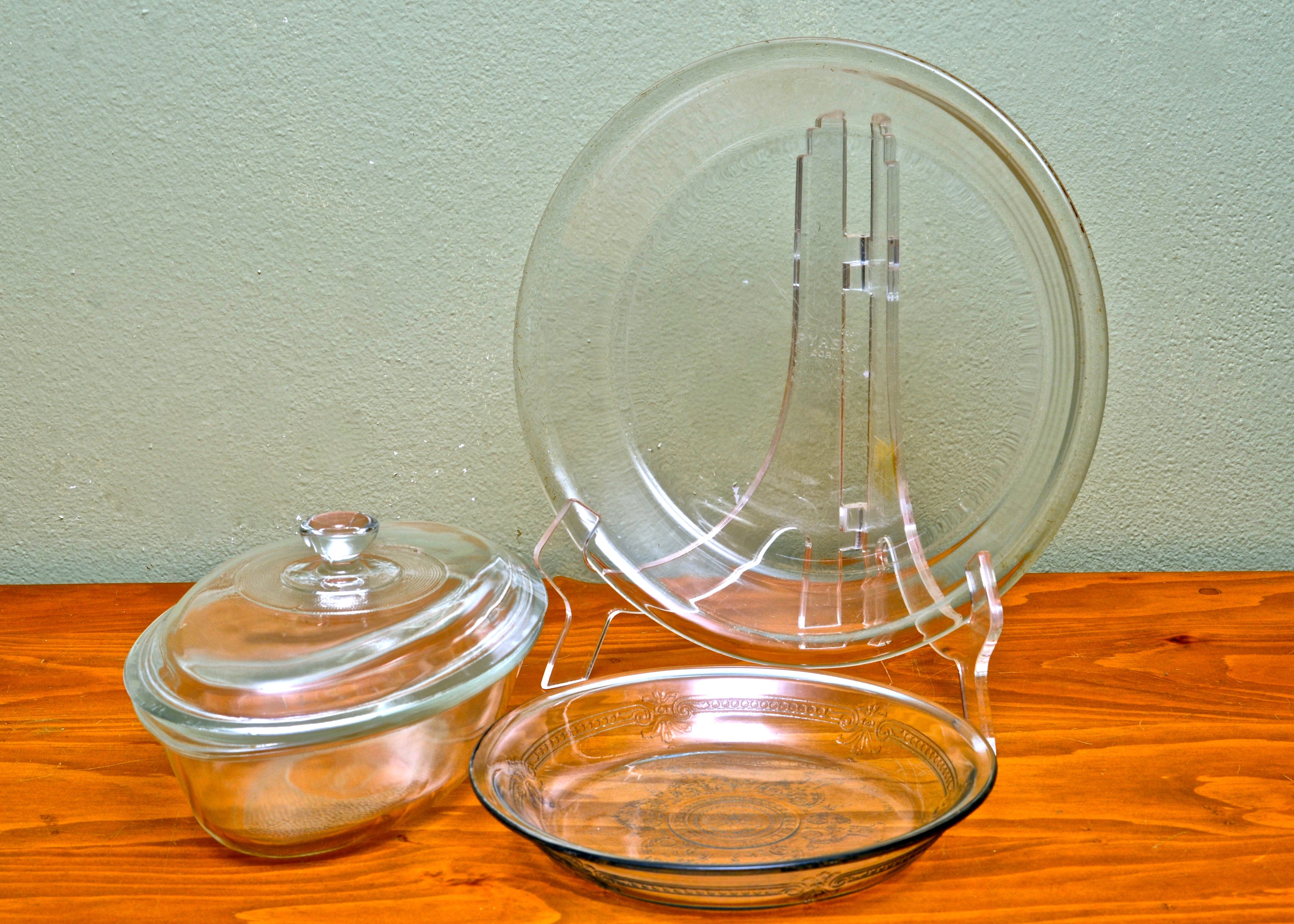 Vintage Bakeware Collection EBTH