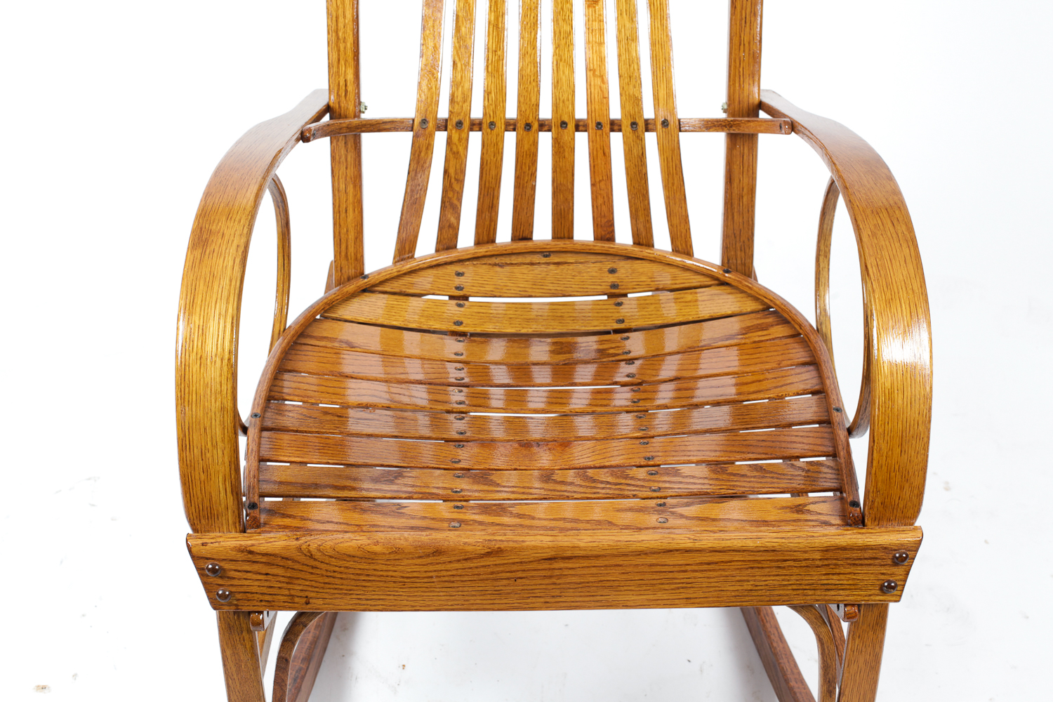 Oak Amish Style Bentwood Rocking Chair EBTH
