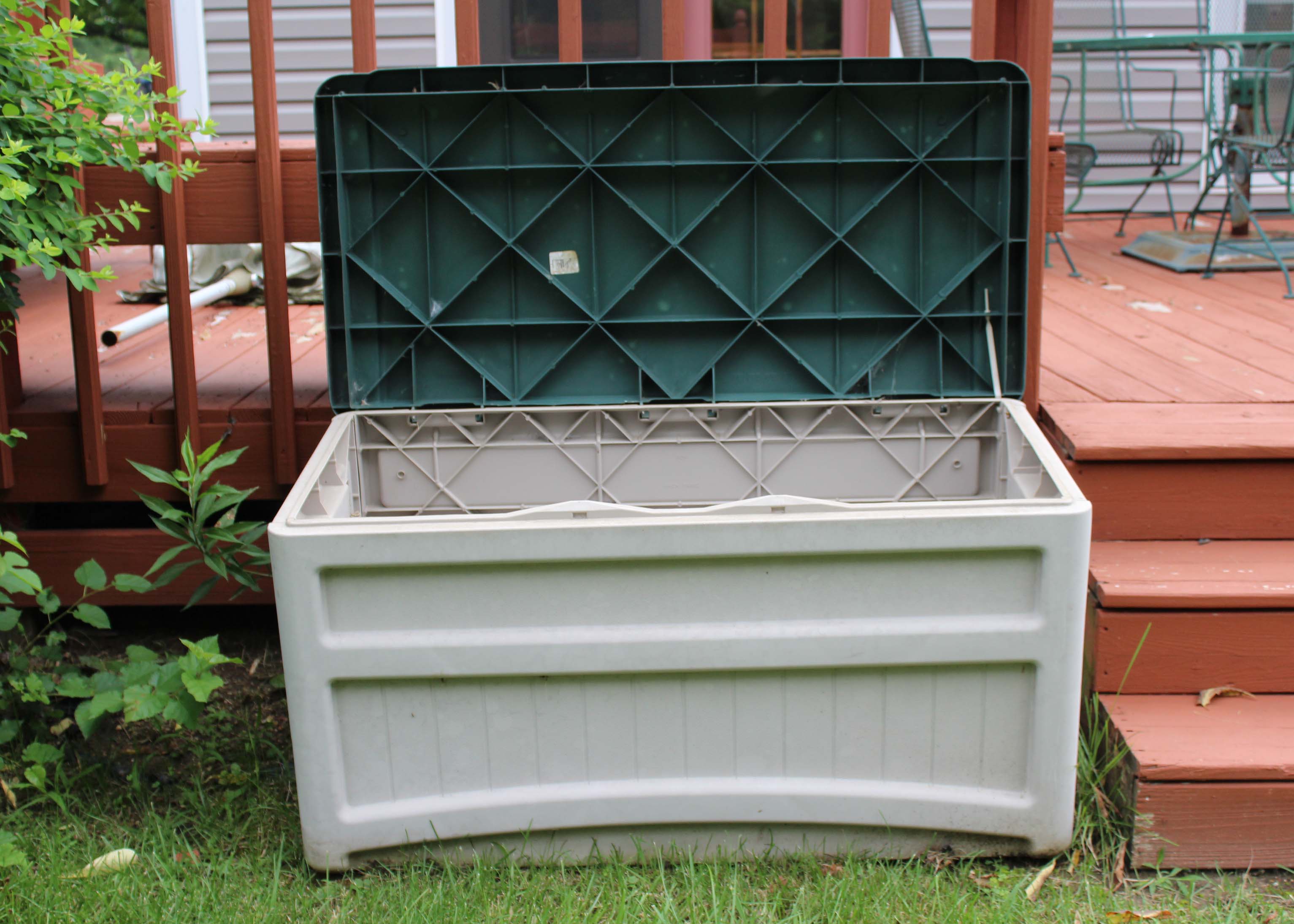 Outdoor Storage Chest EBTH