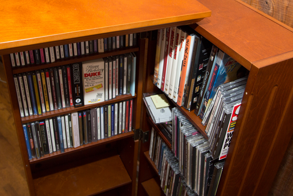 Wooden CD Shelf with CDs EBTH