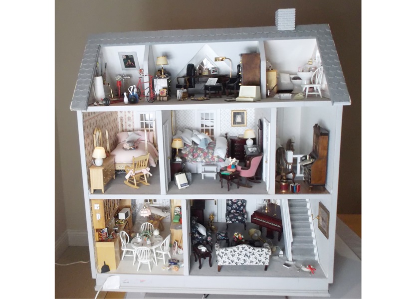 fully furnished dollhouse