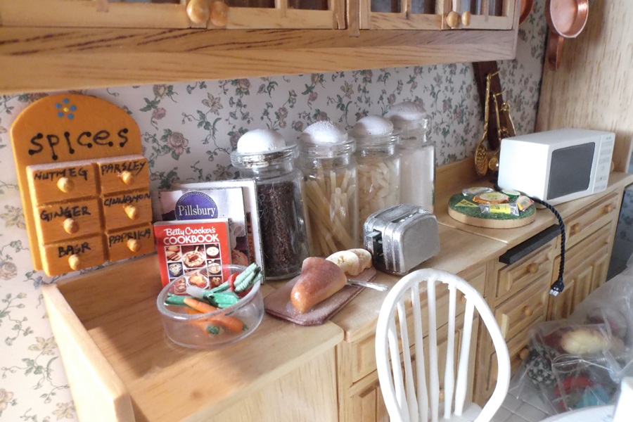 Fully Furnished Dollhouse EBTH