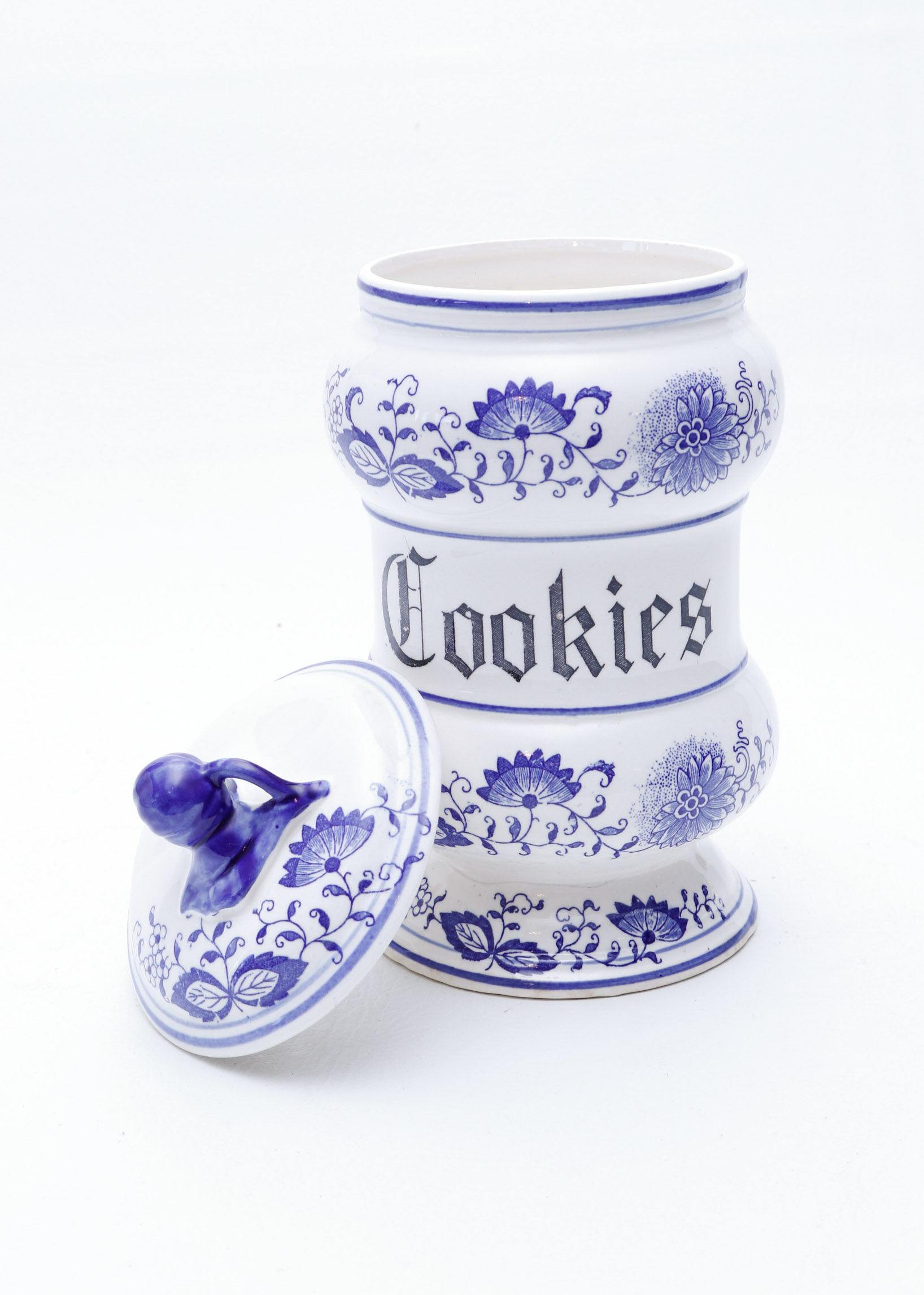 Arnart Blue Onion Canisters Set of Five EBTH