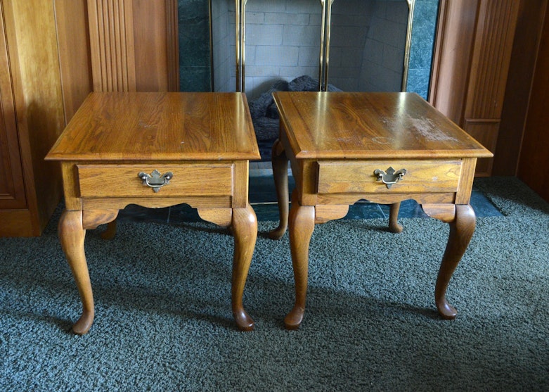 Broyhill Queen Anne Style End Tables : EBTH