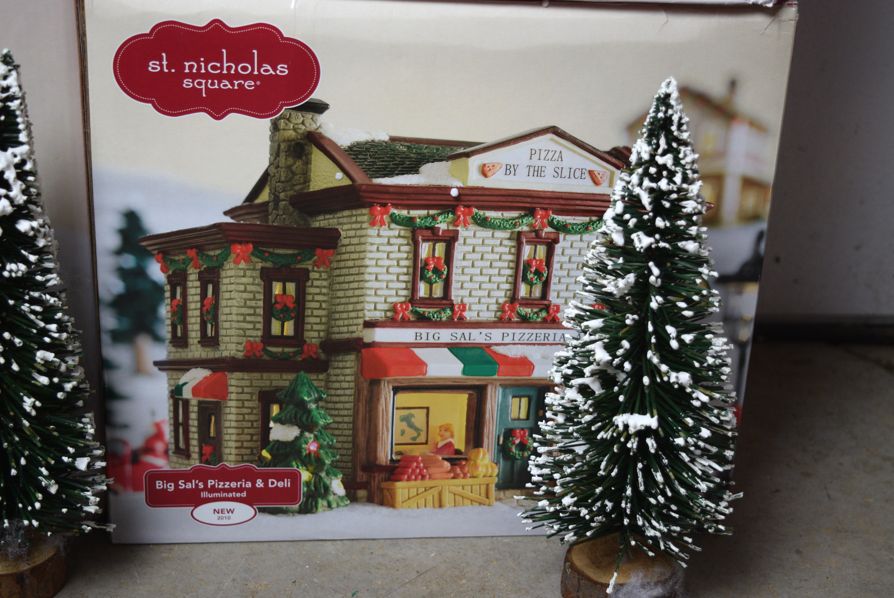 St. Nicholas Square Village Pieces EBTH