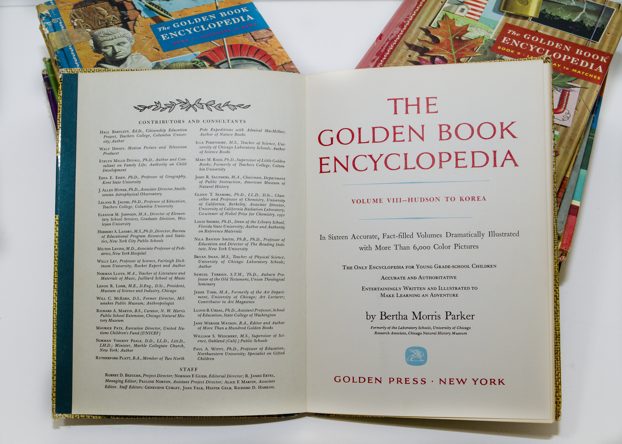 Vintage Set Of Golden Book Encyclopedias | EBTH