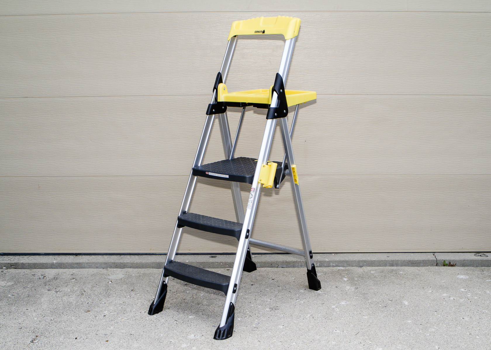 Cosco Tall Step Stool Ladder 5'9" EBTH