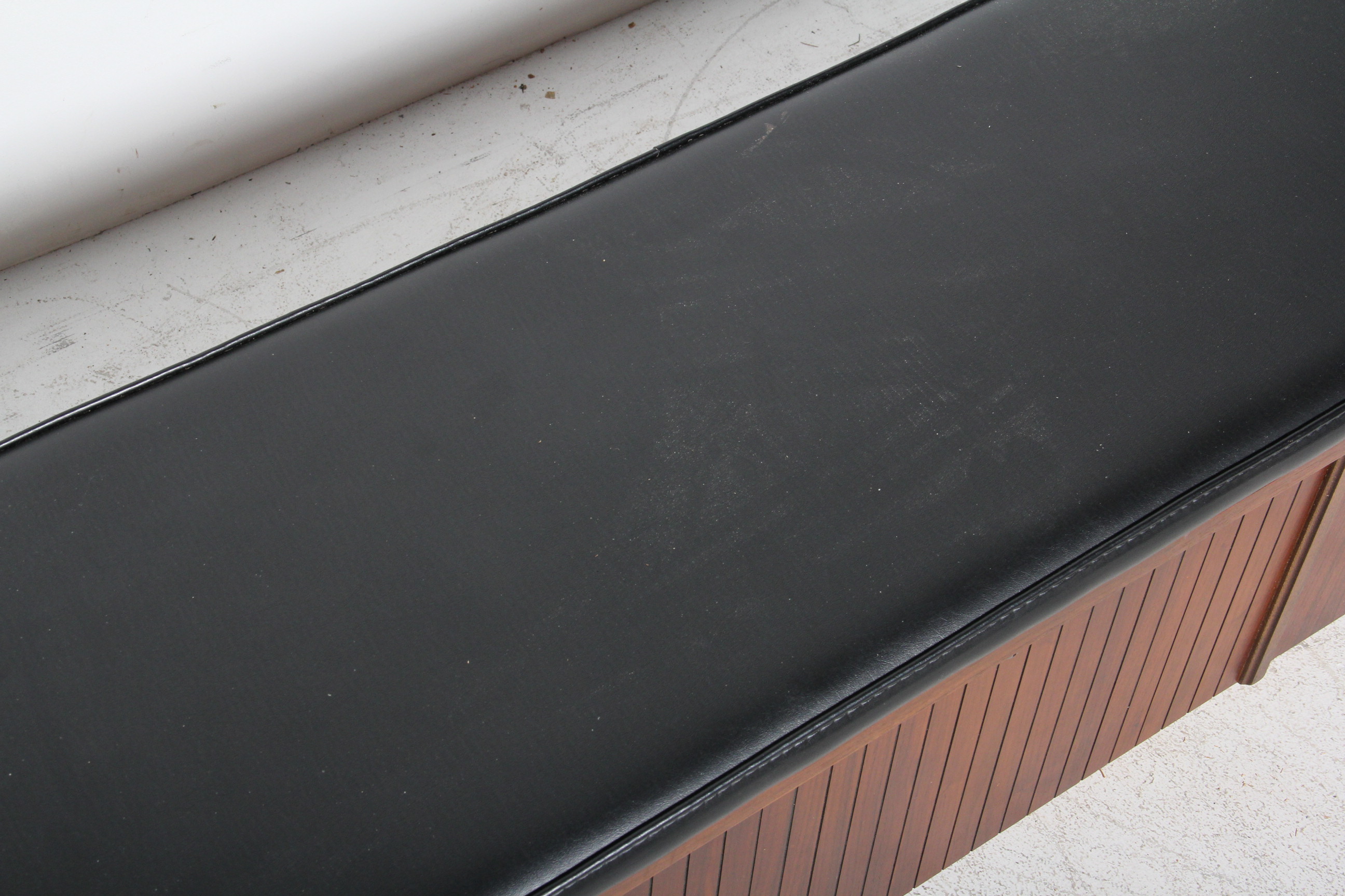 Vintage Lane Bench | EBTH