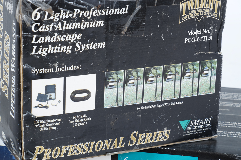 Pair of Twilight Low Voltage Outdoor Lights EBTH