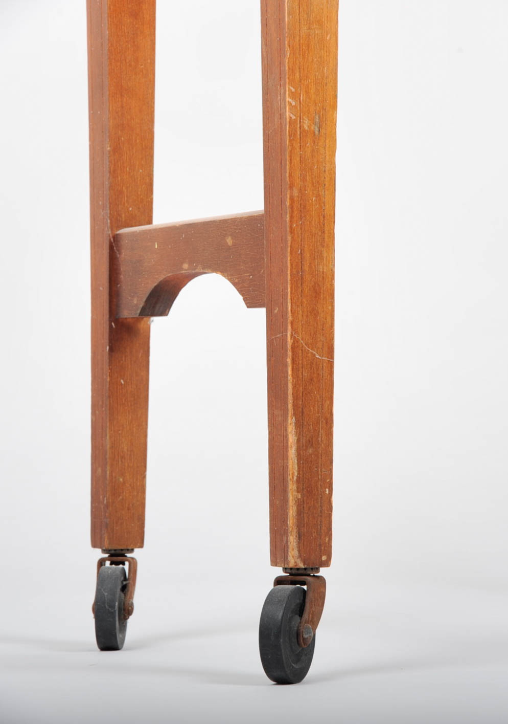 Rolling Display Table EBTH