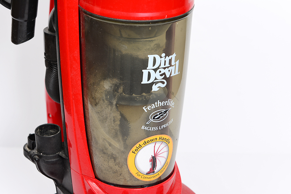 Dirt Devil Vacuum and Bissell Carpet Cleaner EBTH