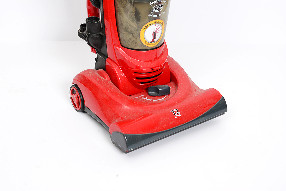 Dirt Devil Vacuum and Bissell Carpet Cleaner EBTH