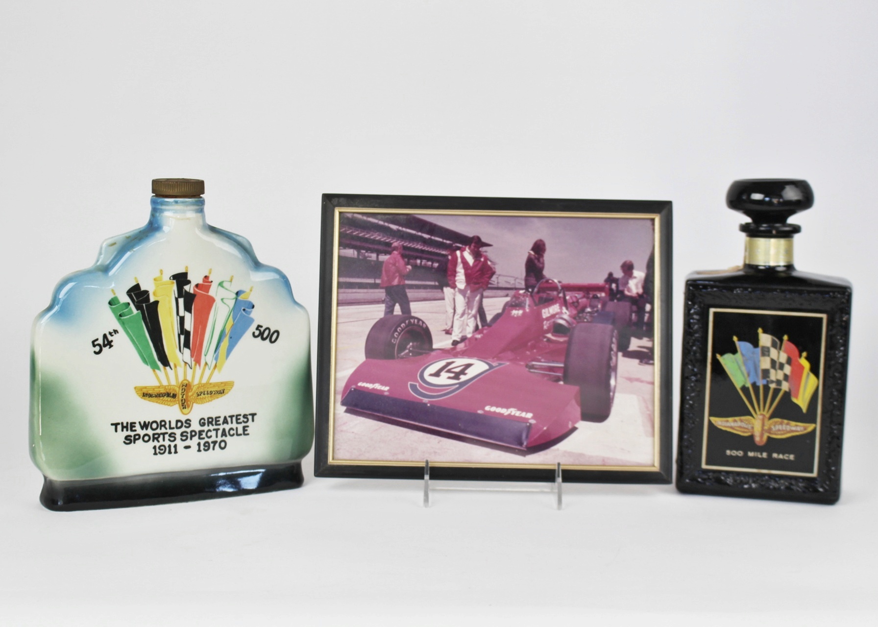 Jim Beam Indy 500 Decanters and Gilmore 14 Vin. Photo EBTH