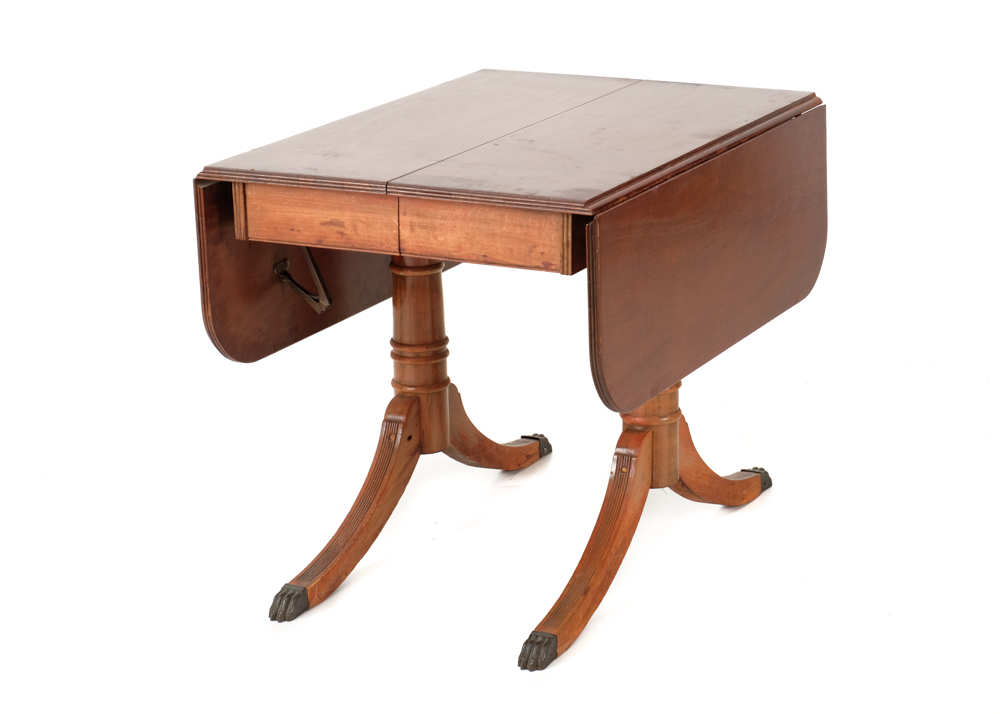 Duncan Phyfe Style Drop Leaf Dining Table EBTH