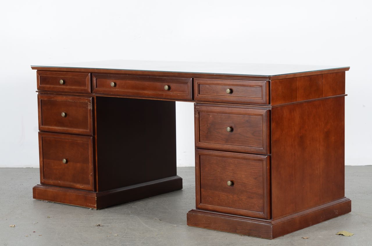 Bombay Richmond Executive Desk EBTH
