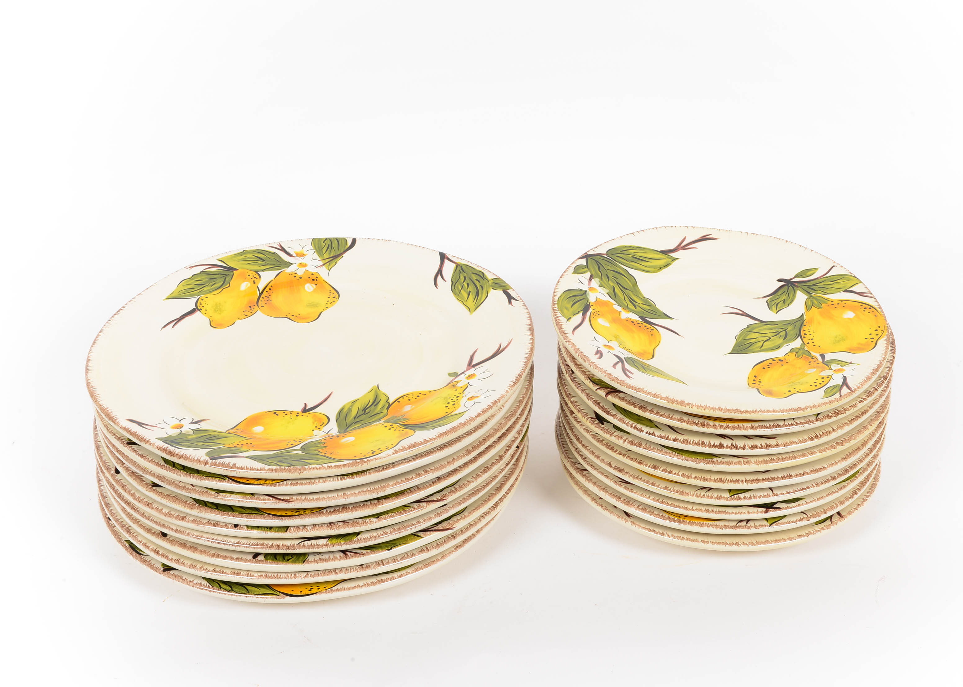 Set of Lemon Themed Plates EBTH
