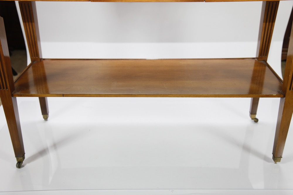 1950s Vintage Maple Side Table EBTH