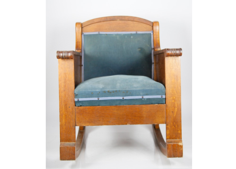 Mission Style Oak Rocking Chair EBTH