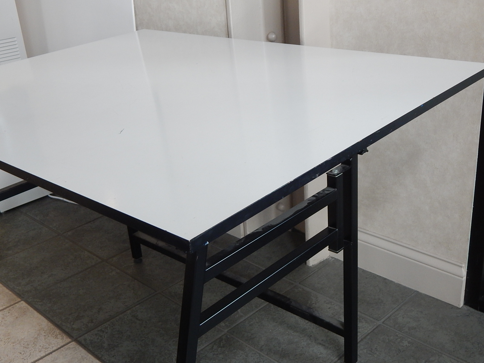 White SpaceSaver FoldAway Drawing/Drafting Table EBTH