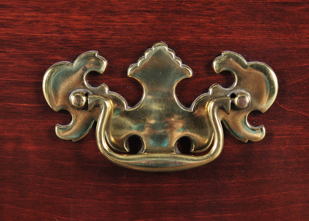 Lea Furniture Tall Dresser EBTH