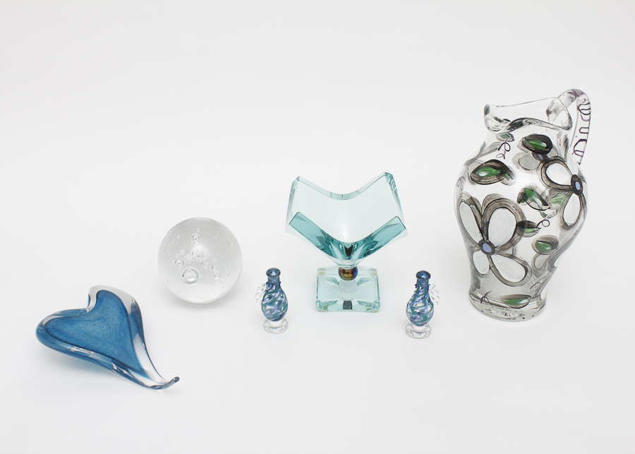 Group of Decorative Glass Pieces EBTH