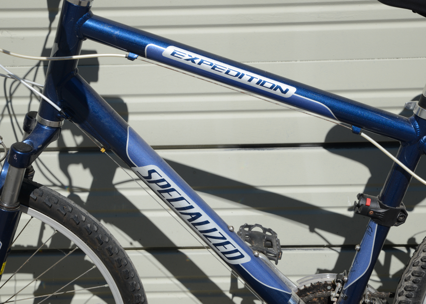 Specialized Expedition 24 Speed Bicycle with Shimano Wheels EBTH