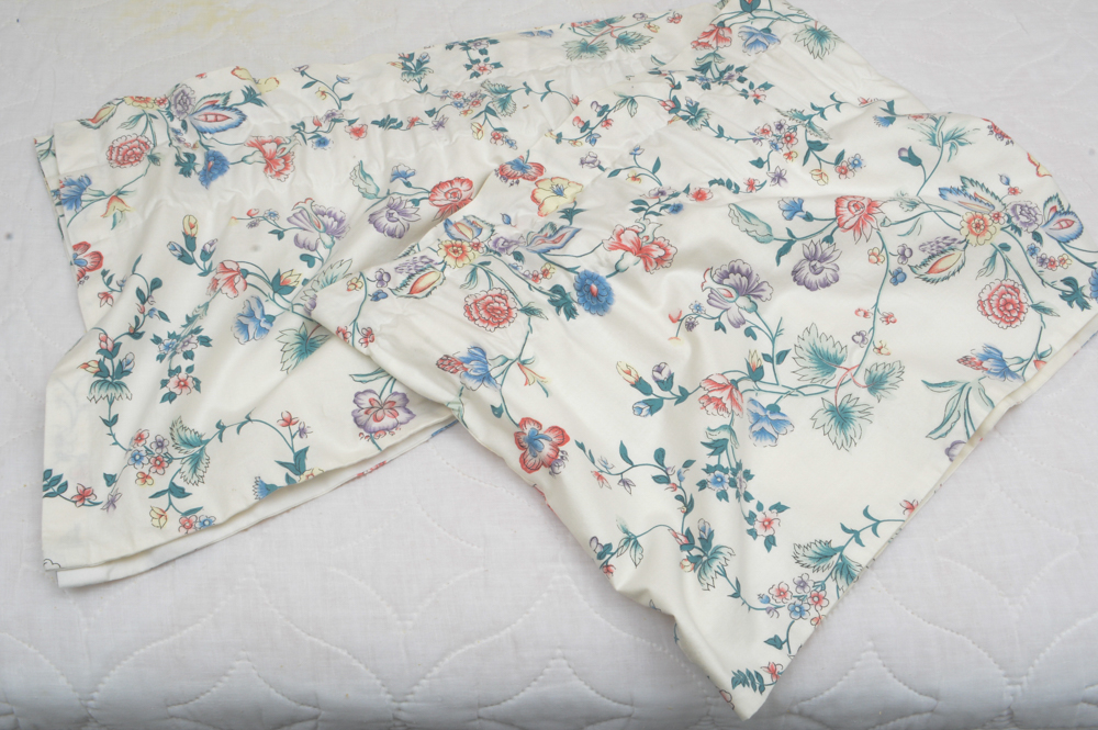 Laura Ashley Bed Linens and Window Valance EBTH